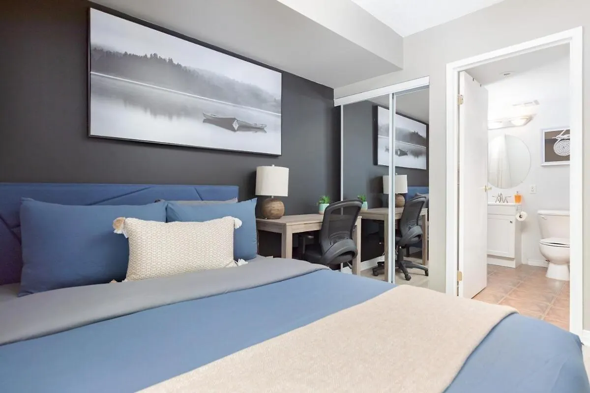 Lakeside Haven - Cozy Townhome In Liberty Village Toronto Casa de Férias